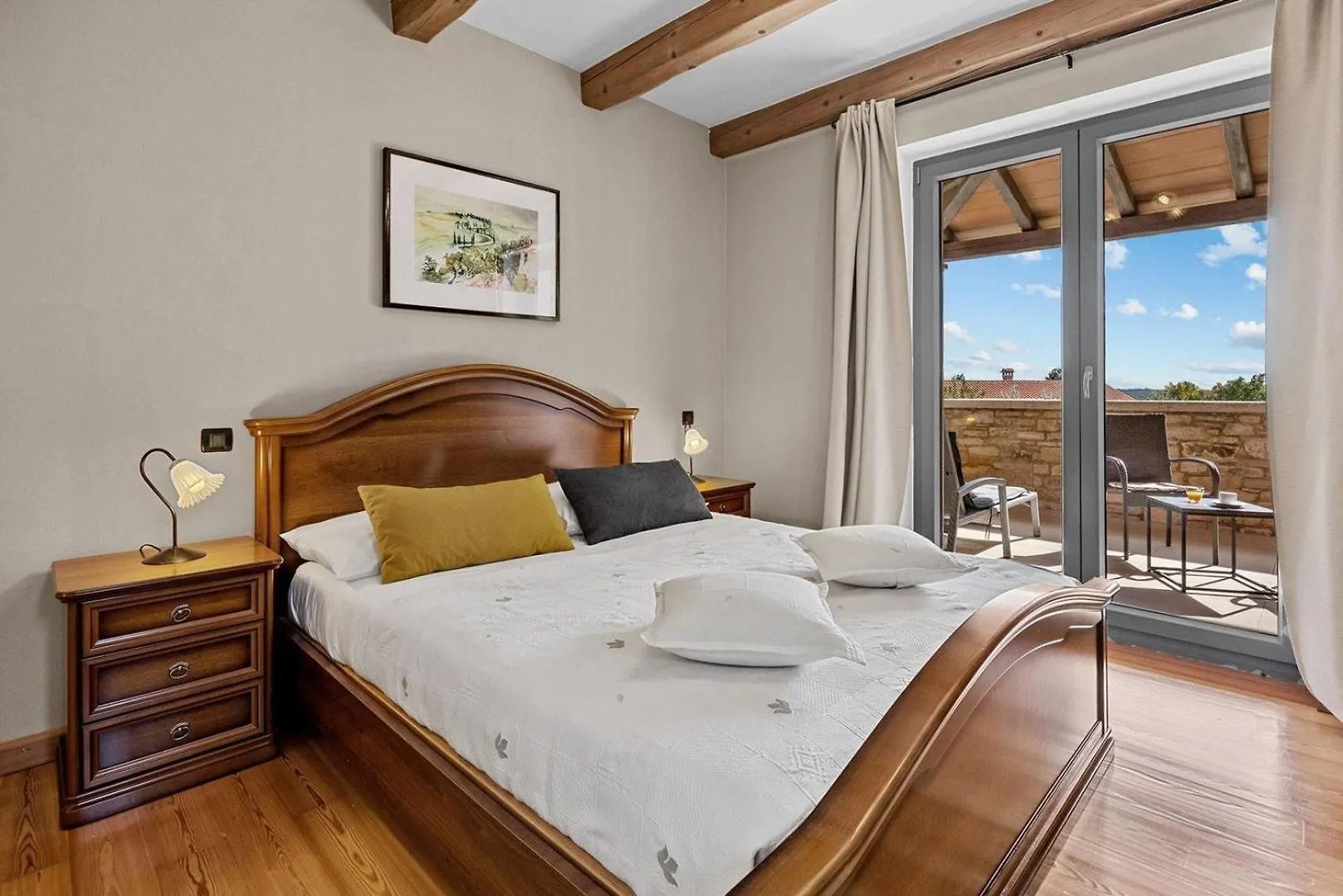 Villa Gimino Pifari 0*,