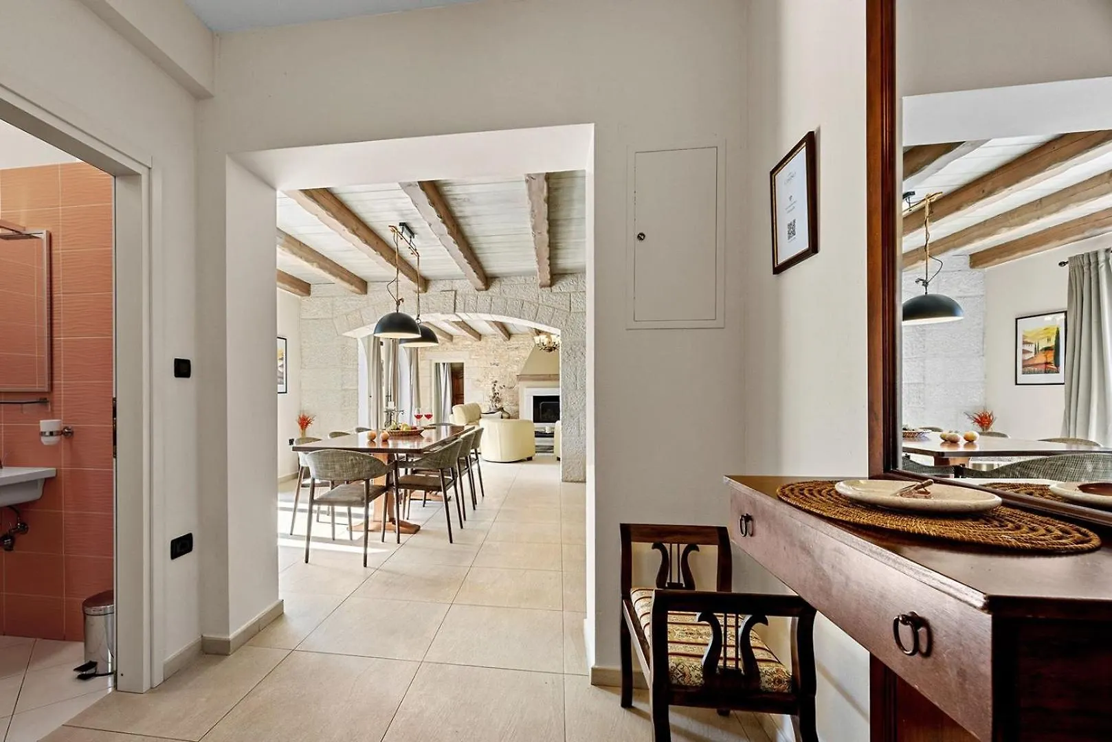 Villa Gimino Pifari 0*,